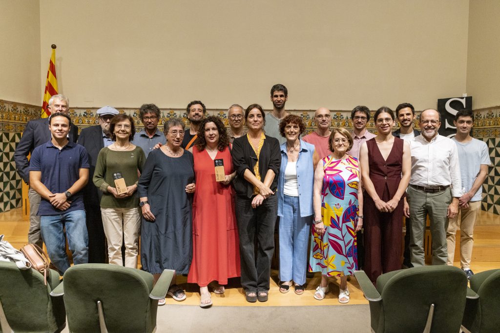 Foto de grup dels premiats amb la Societat Catalana de Matemàtiques a l’IEC